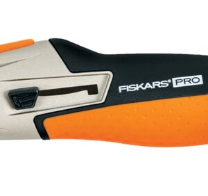 CarbonMax visszahúzható pengéjű pengekés kifutó Fiskars