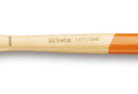 1377 450 Gömbfejű lakatos kalapács, amerikai modell, fanyéllel BETA 1377/450