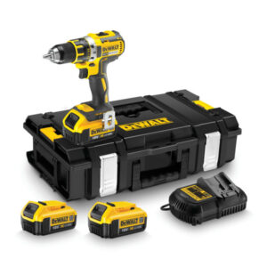 DEWALT Akkus ütvefúró-csavarozó 18 V (3 x 4,0 Ah akku + töltő) DCD790 m3